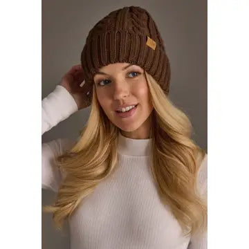 BROWN CABLE KNIT DESIGN BEANIE