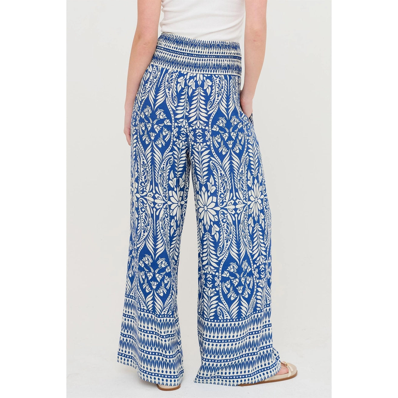 SMOCKED WAIST FLORAL PANTS