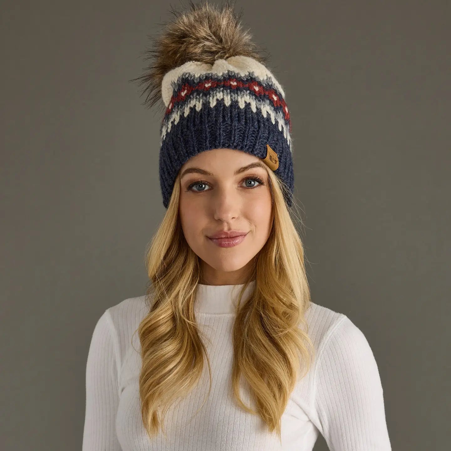 RED GRAY POM HAT