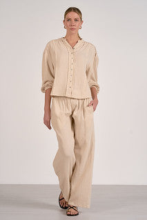 LONG SLEEVE BUTTON DOWN BLOUSE
