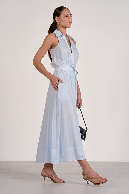 BLOUSE WITH COLLAR AND MAXI SKIRT IN LIGHT BLUE