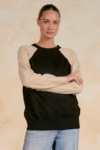 COLORBLOCK CREW NECK SWEATER