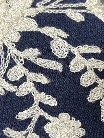 FLORAL DETAIL BUTTON UP BLOUSE